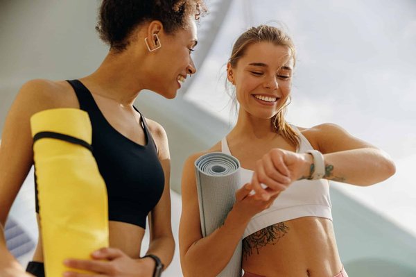 Élégance intemporelle à acheter : les montres pour femmes classiques chez Montres and Co.